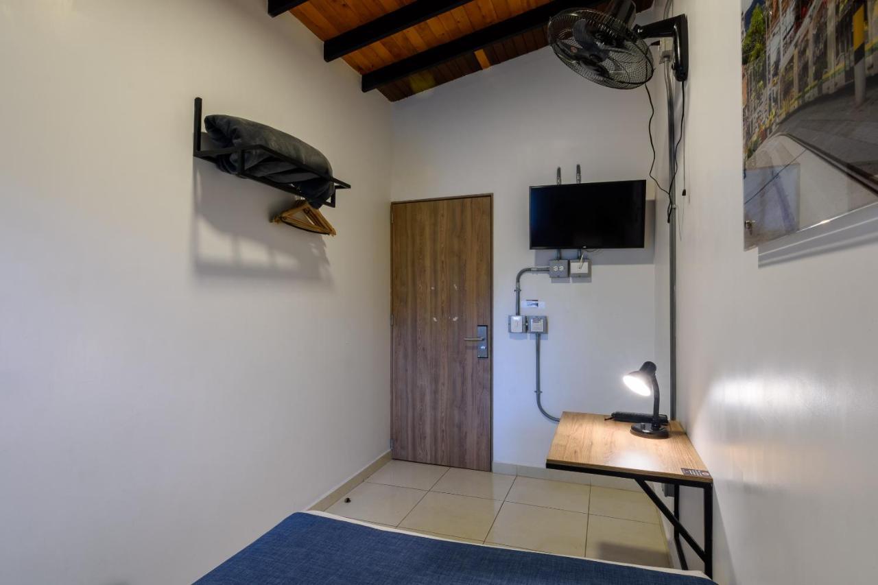 Med La Palma Medellín Exterior foto