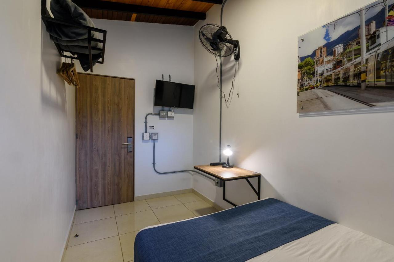 Med La Palma Medellín Exterior foto